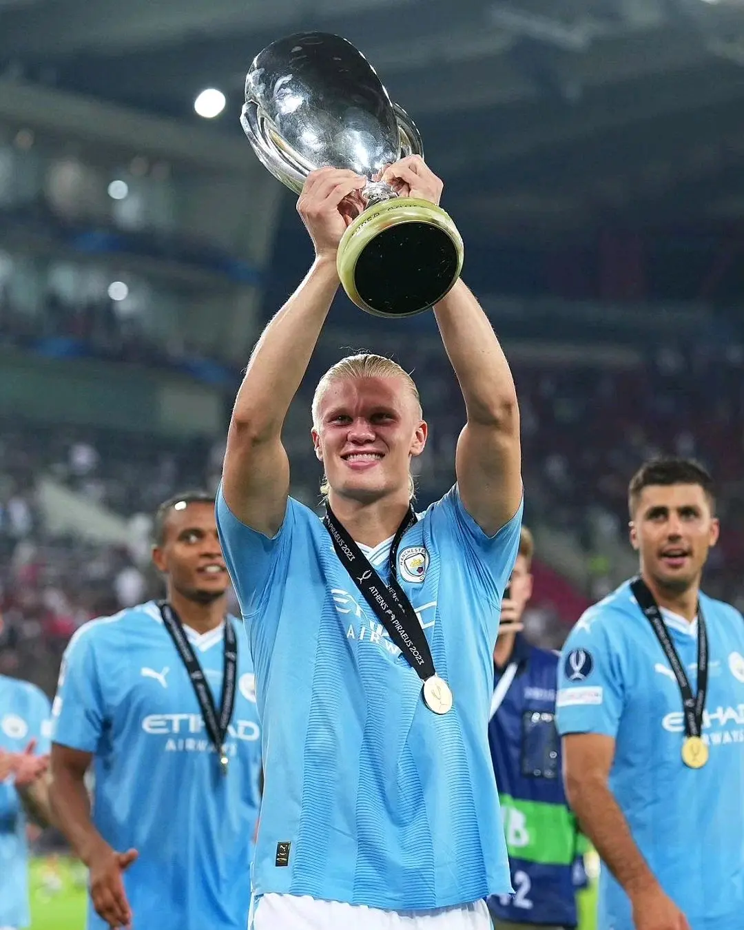 塞维利亚加时末段豪取连胜；志在社区盾名次提升；底气十足；纪律约束更严格的简单介绍